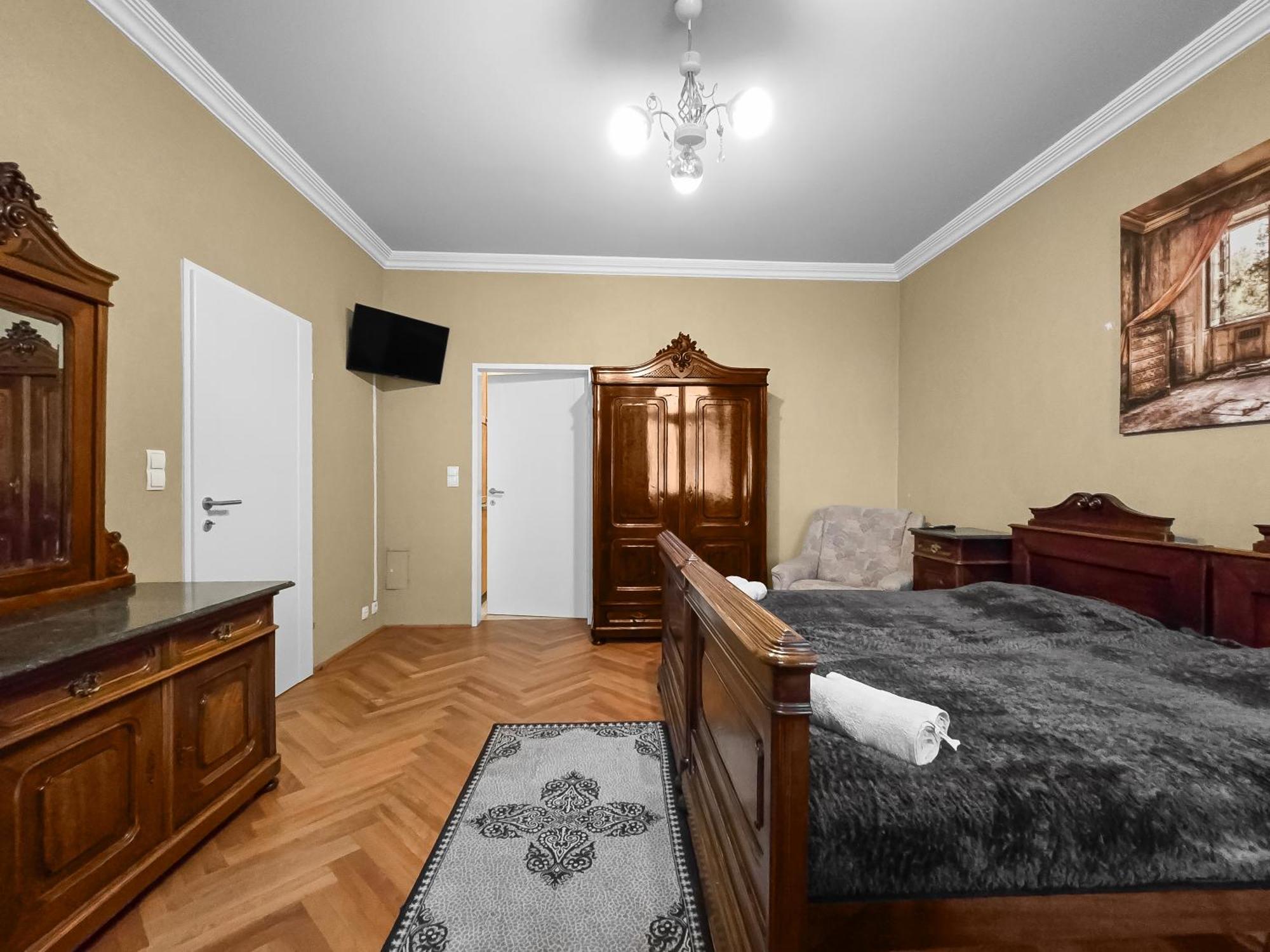 King-Size Comfort In Three Bedrooms Вена Экстерьер фото