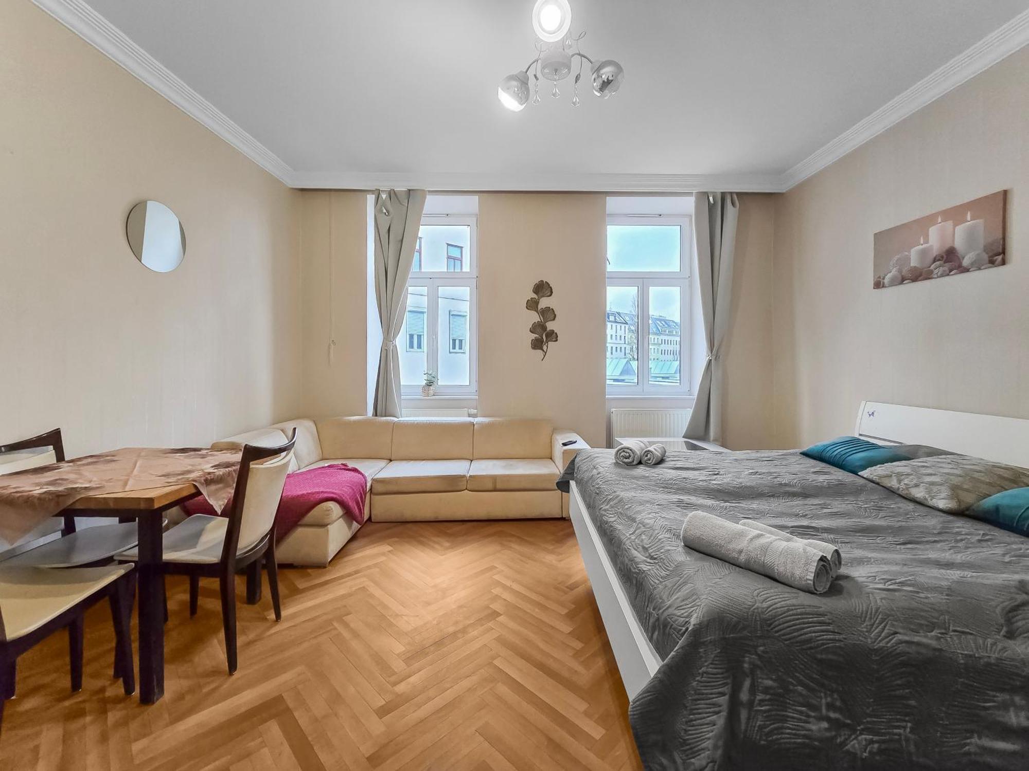 King-Size Comfort In Three Bedrooms Вена Экстерьер фото